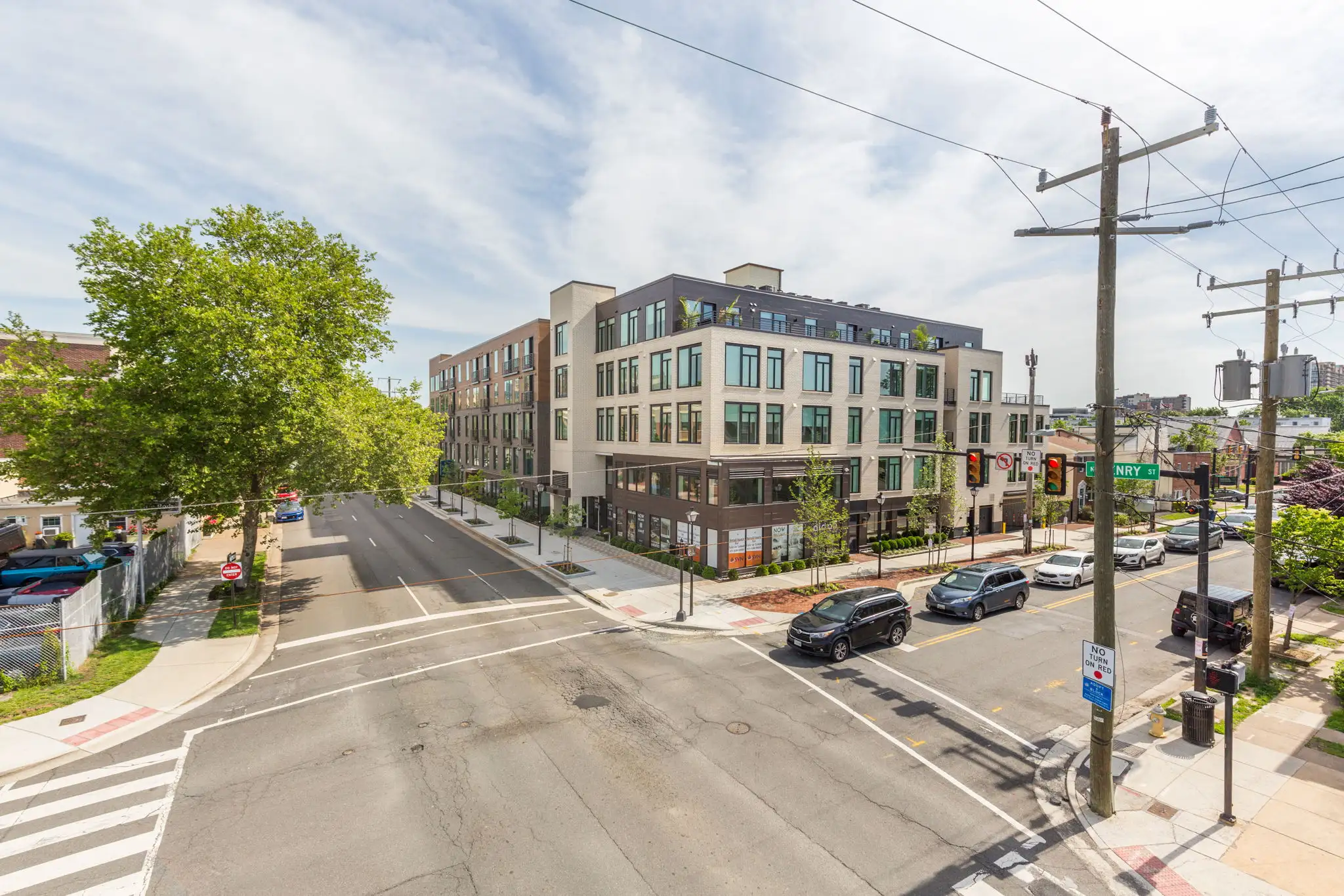 26-web-or-mls-701 N Henry Street Alexandria VA_026