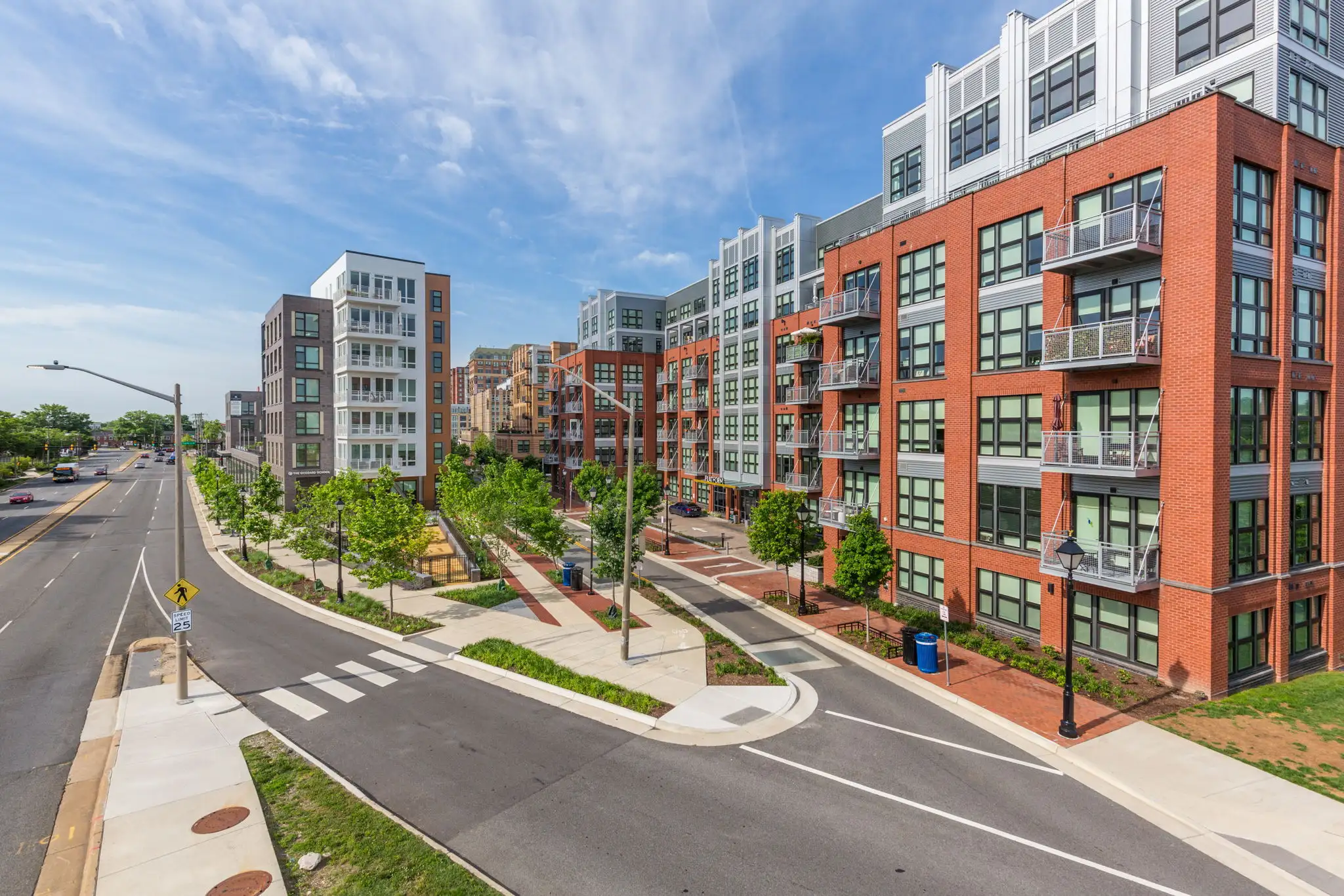 5-web-or-mls-1200 N Henry St Alexandria VA_005