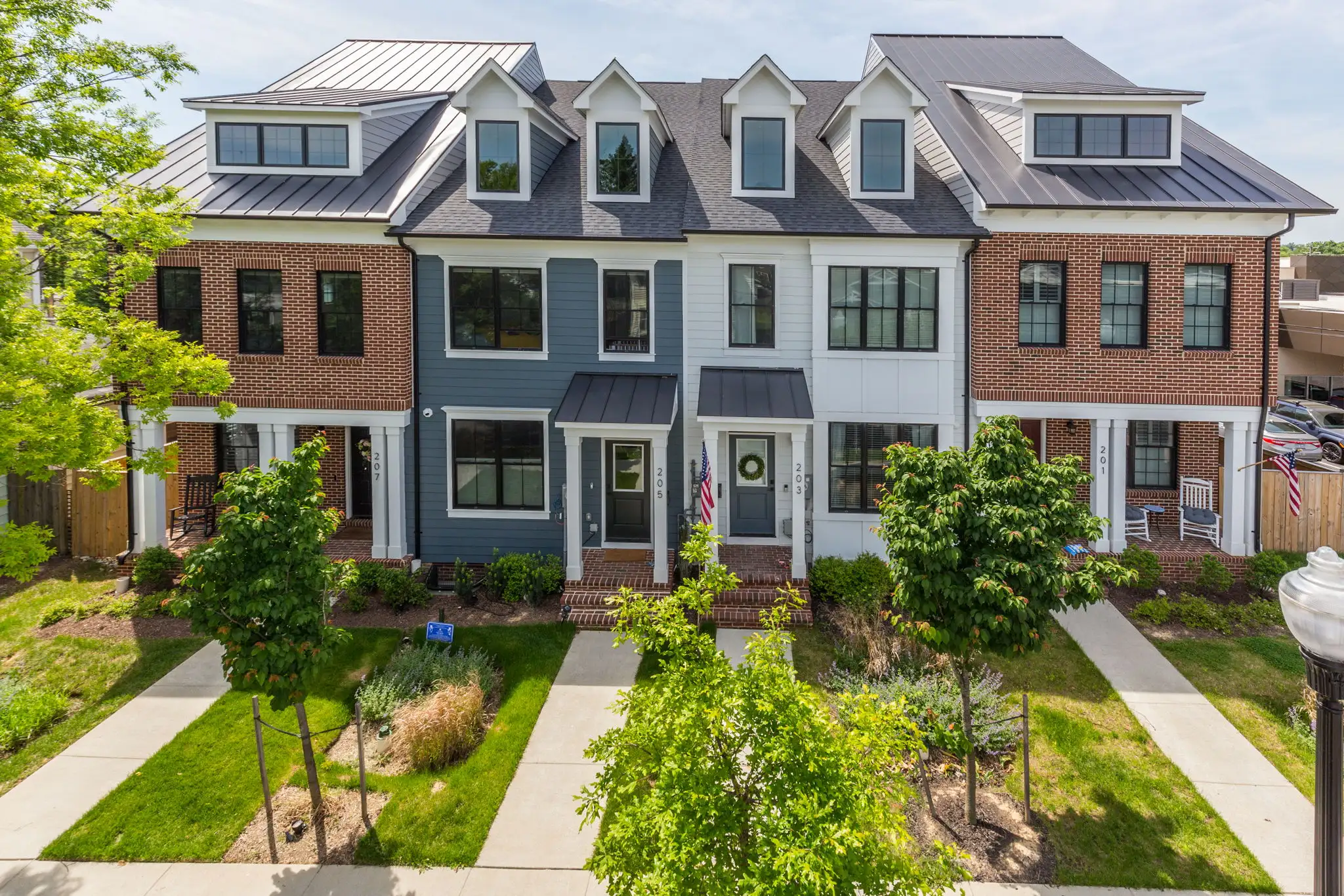 51-web-or-mls-201 E Duncan Ave Alexandria VA_051