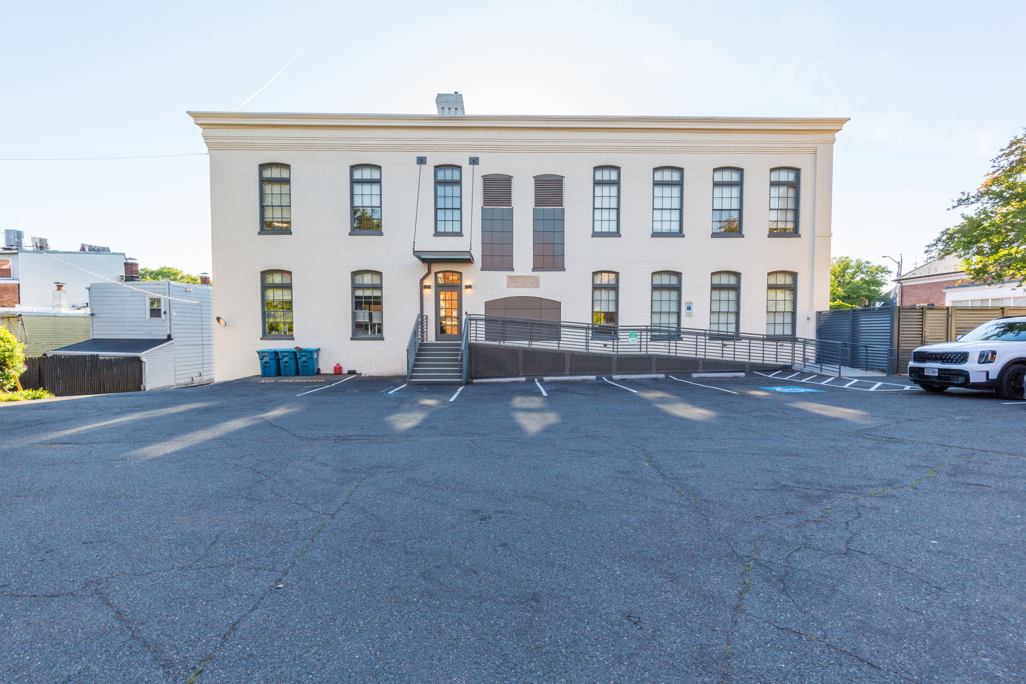 137-web-or-mls-The Campagna Center_008