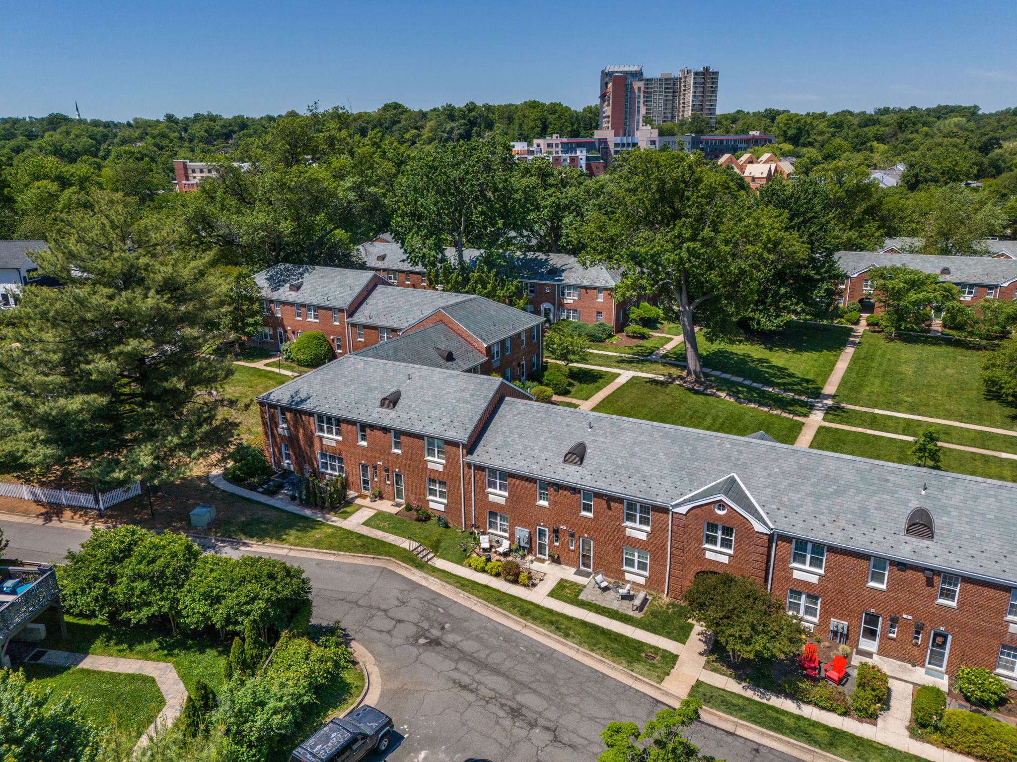 4-web-or-mls-Auburn Village Condominiums_004