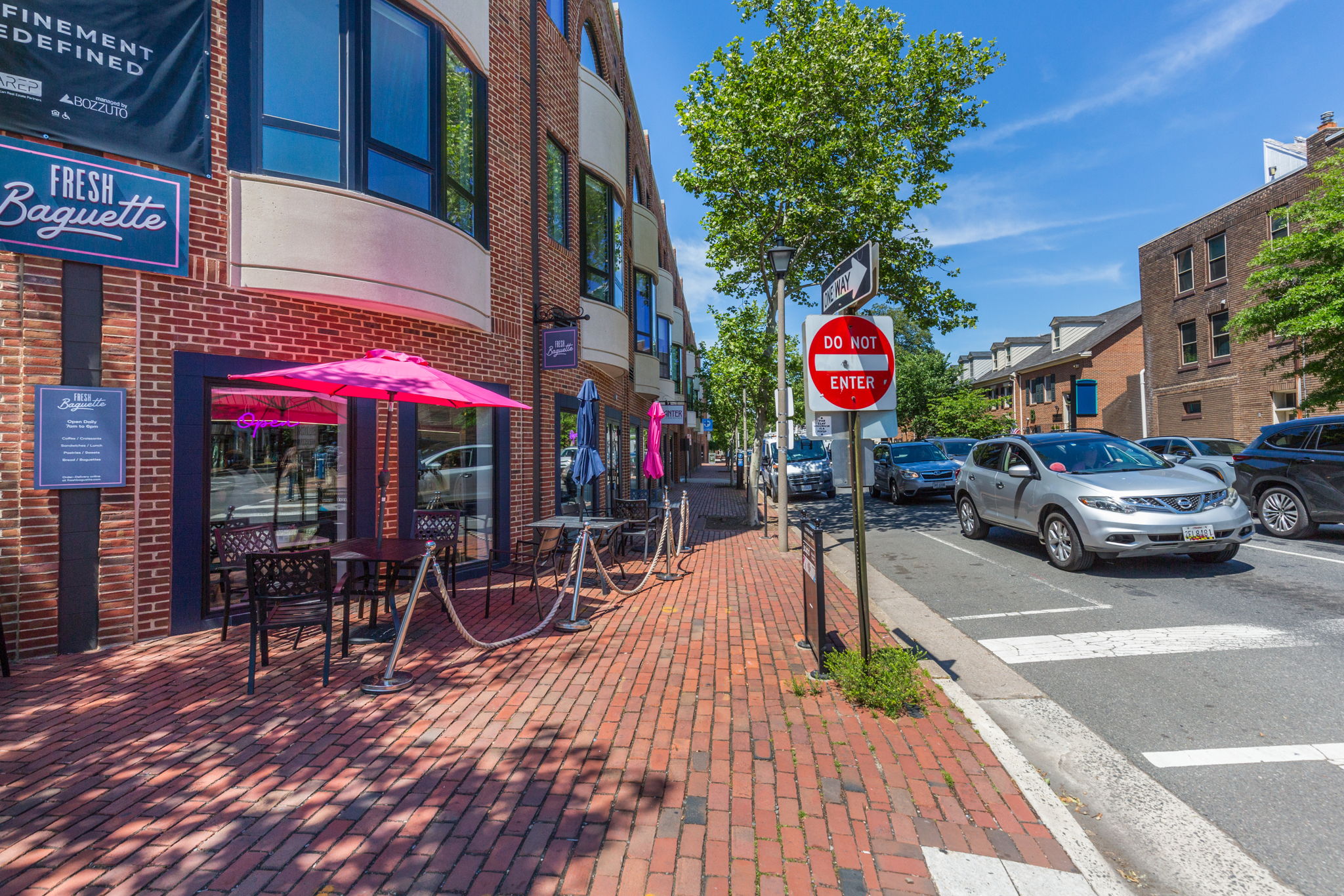 98-web-or-mls-King Street 1101_023